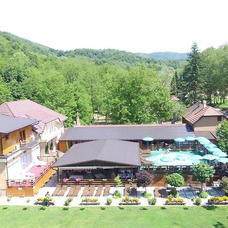 Cuki Residence Mala Ravna Reka Экстерьер фото