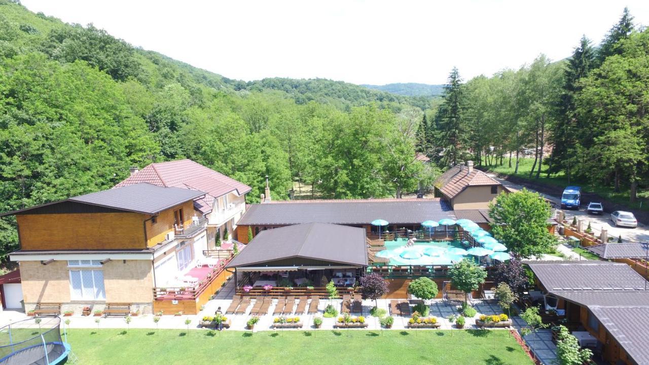 Cuki Residence Mala Ravna Reka Экстерьер фото